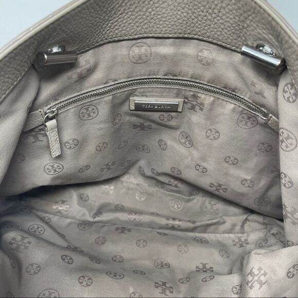 Tory Burch Whipstitch Logo Tote in French Gray #29668 Pebbled Leather Dust Bag - Picture 6 of 11